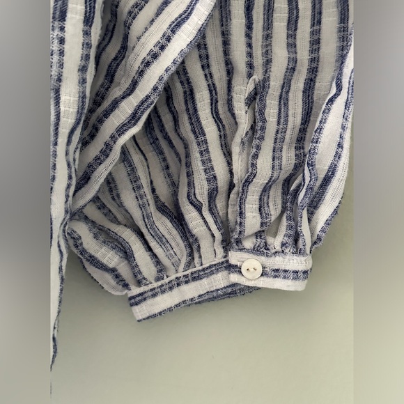 Umgee Button Up Blouse Women's Size S Blue White Striped Long Balloon Sleeves - Picture 16 of 16